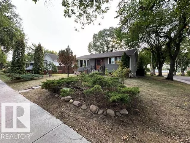 Edmonton, AB T5W 3H9,11242 52 ST NW