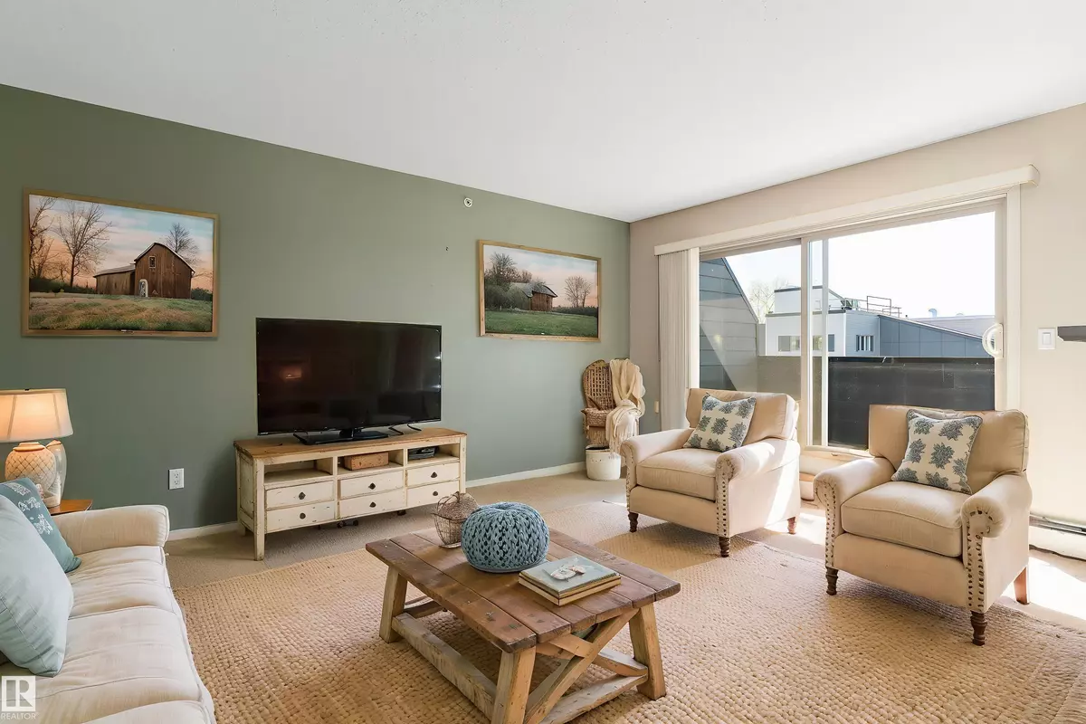 Edmonton, AB T5T 6Y6,#412 17011 67 AV NW