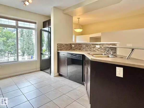 Edmonton, AB T6X 0H4,#143 1804 70 ST SW