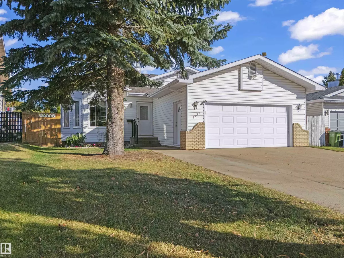 Edmonton, AB T6L 4H2,4137 28 Ave NW NW