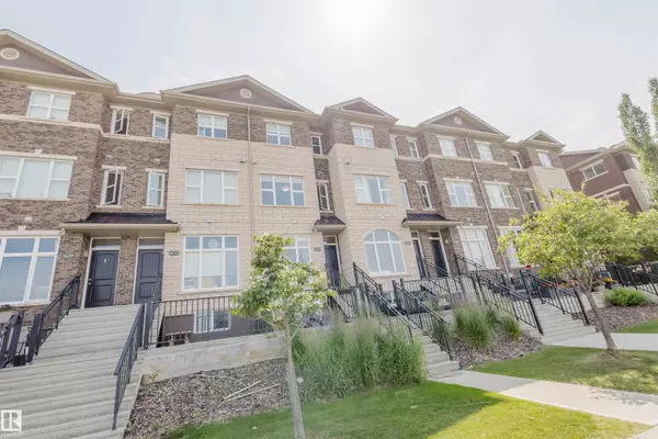 Edmonton, AB T6W 0V8,1633 CUNNINGHAM WY SW