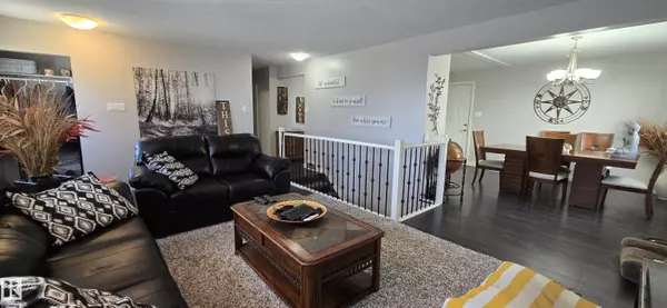 Vegreville, AB T9C 1B2,4318 48a ST