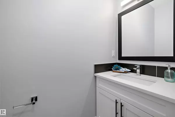 Morinville, AB T8R 2R4,10238 92A AV