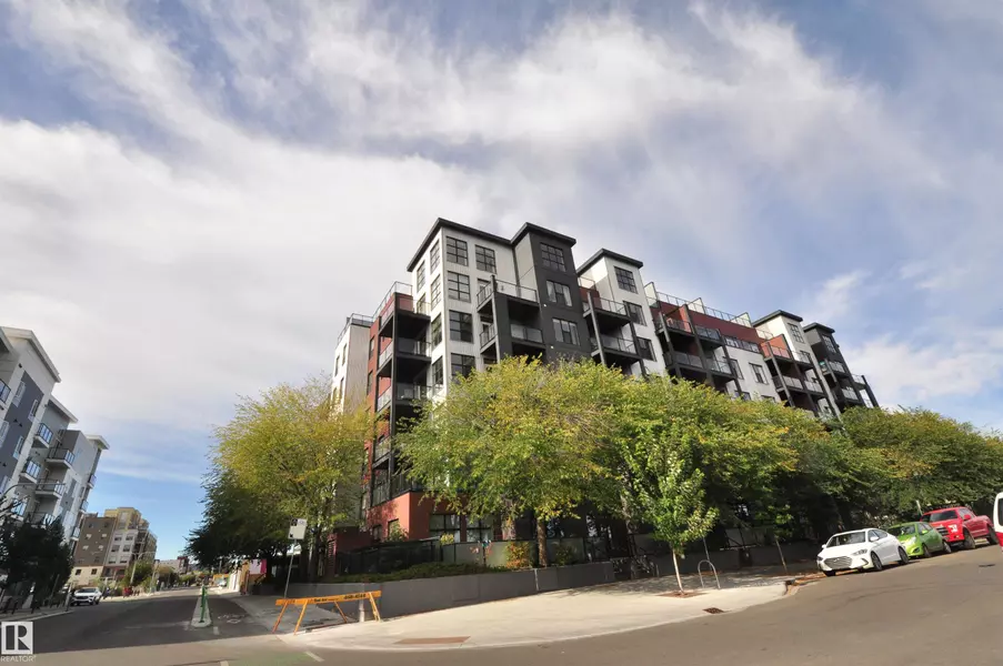 #407 10518 113 ST NW, Edmonton, AB T5H 0C6