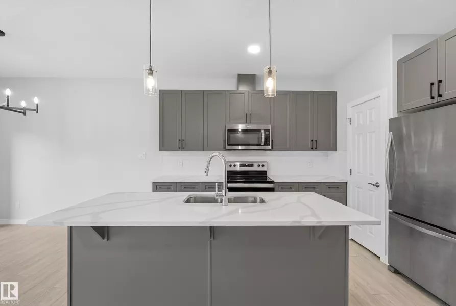 84 MEADOWLAND CR, Spruce Grove, AB T7X 0A6