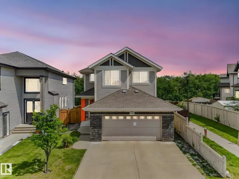 3683 8 ST NW, Edmonton, AB T6T 0S3