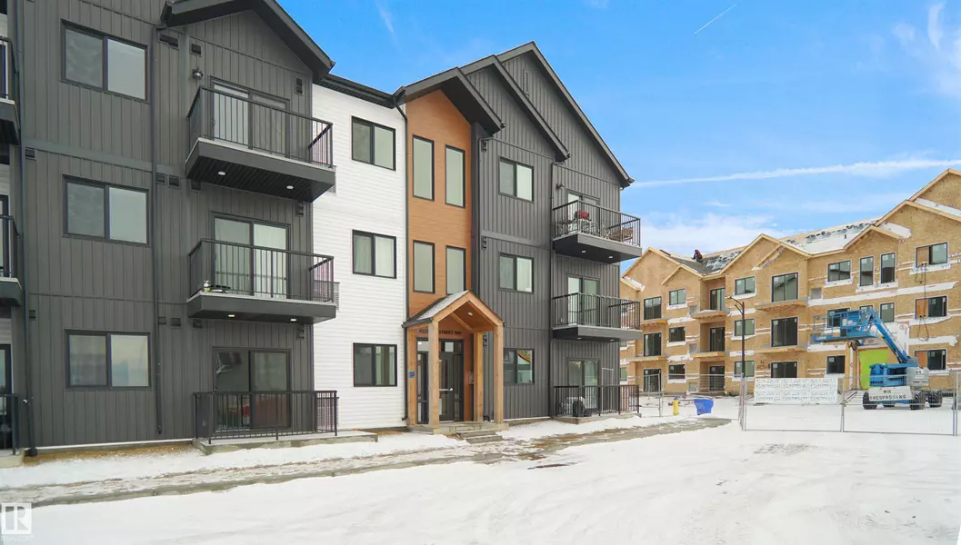 #103 9215 228 ST NW, Edmonton, AB T5T 7R9