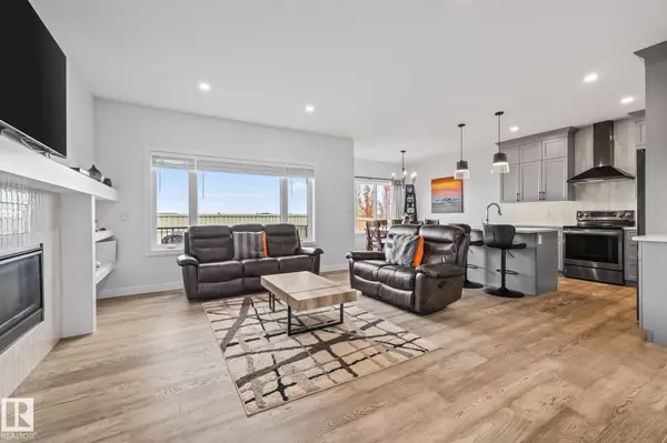 St. Albert, AB T8N 8A1,34 EDGEFIELD WAY