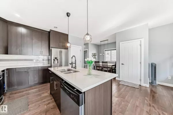Edmonton, AB T6T 0X9,2716 11 ST NW