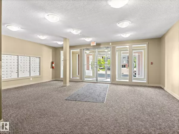 Edmonton, AB T6W 3L6,#111 3207 JAMES MOWATT TR SW