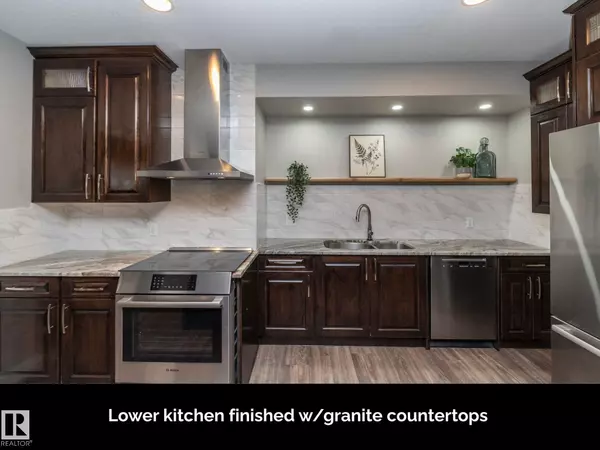 Devon, AB T9G 0A3,251 RAVINE DR