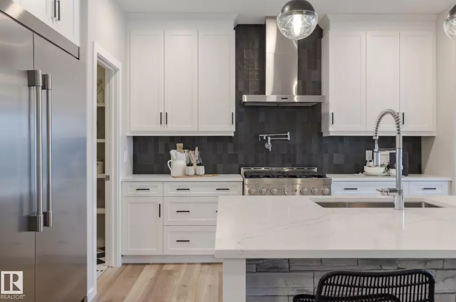 322 Stiles WY, Leduc, AB T9E 1V4