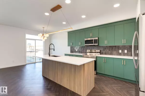 Edmonton, AB T5S 0W3,2128 CROSSBILL LN NW