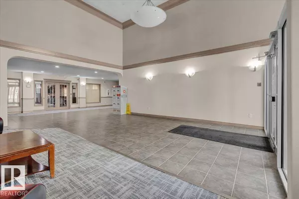 Edmonton, AB T5T 6X6,#301 279 SUDER GREENS DR NW