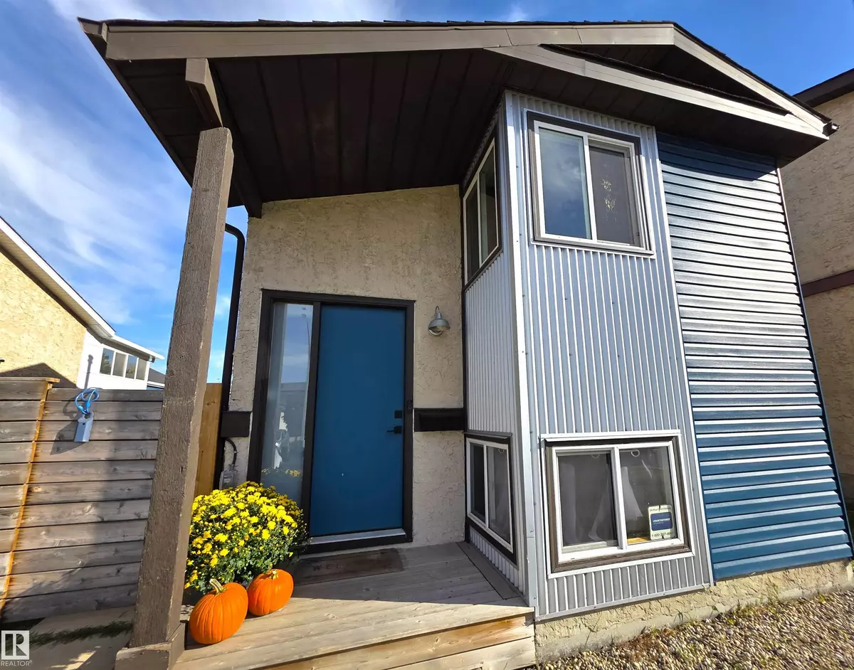 Edmonton, AB T5Y 2C9,14743 33 ST NW