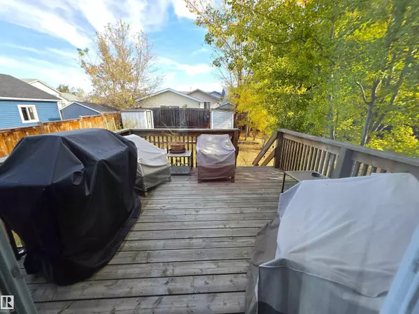 Edmonton, AB T5Y 2C9,14743 33 ST NW