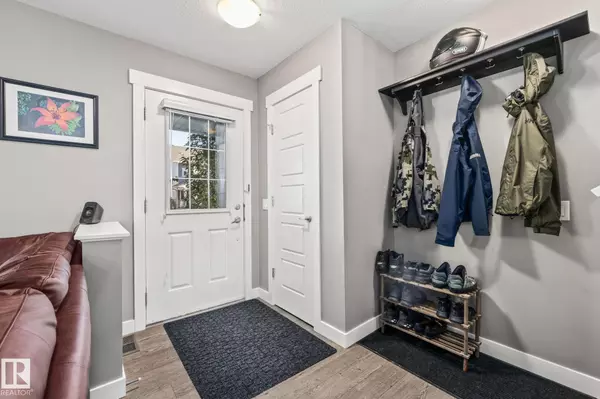 Edmonton, AB T6M 0P8,7358 EDGEMONT WY NW