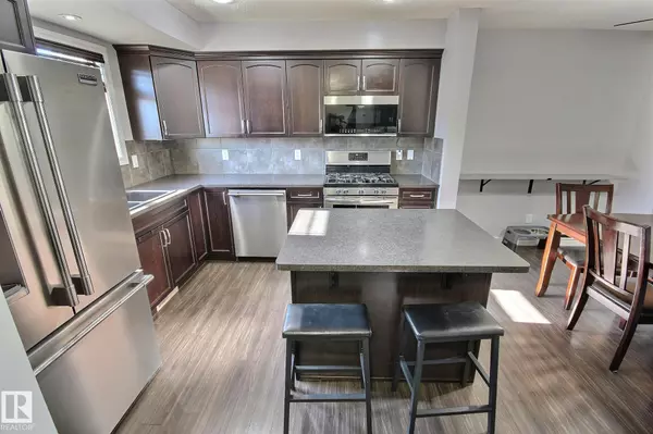 Spruce Grove, AB T7X 0N9,351 NELSON DR