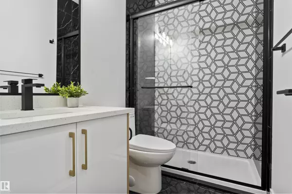 Edmonton, AB T6V 0N3,13132 187 AV NW