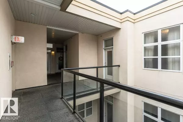 Edmonton, AB T5K 2X3,#418 9804 101 ST NW