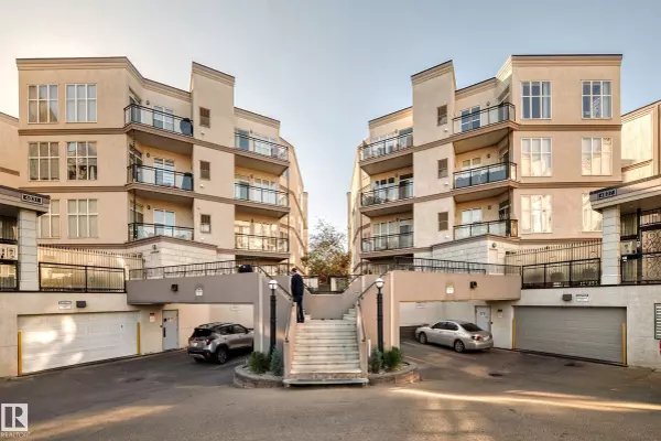 Edmonton, AB T6H 0K4,#152 4827 104A ST NW