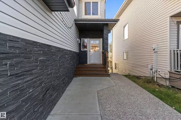 Edmonton, AB T5Y 0C9,15647 42 ST NW