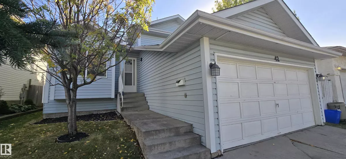 Sherwood Park, AB T8H 1P6,42 BLUEBERRY CR