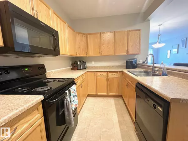 Edmonton, AB T5Y 0H6,#407 4304 139 AV NW