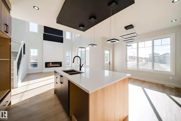 Edmonton, AB T5Z 0X5,8511 183 AV NW NW