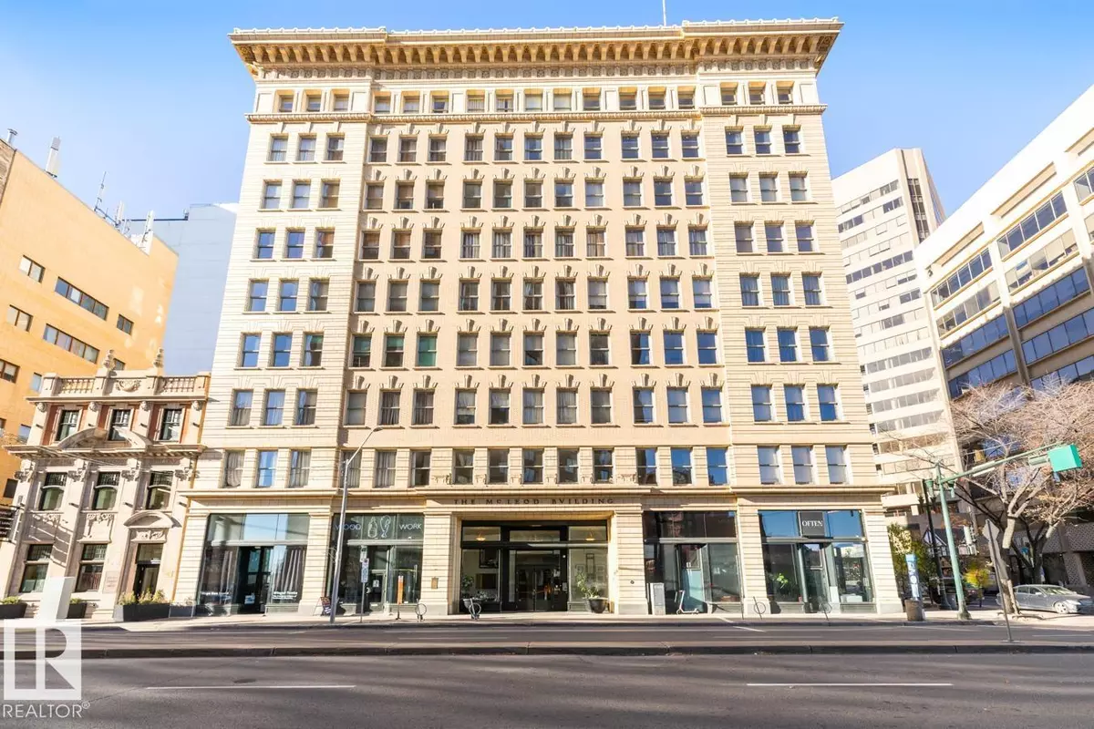 Edmonton, AB T5J 0N8,#909 10134 100 ST NW