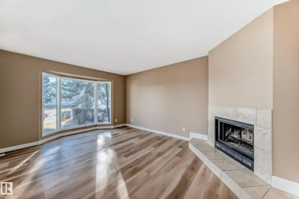 Edmonton, AB T6L 2P3,3508 17B AV NW