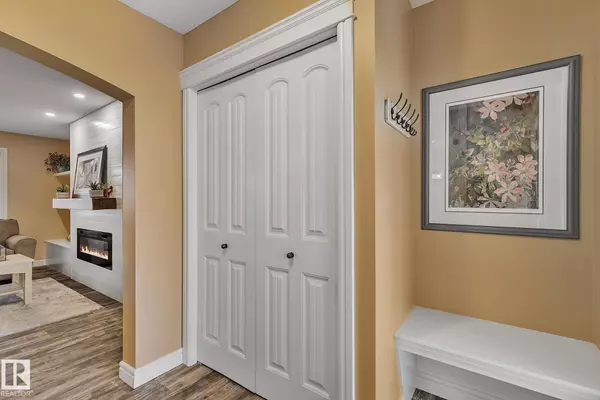 Spruce Grove, AB T7X 0H7,15 HARWOOD CO