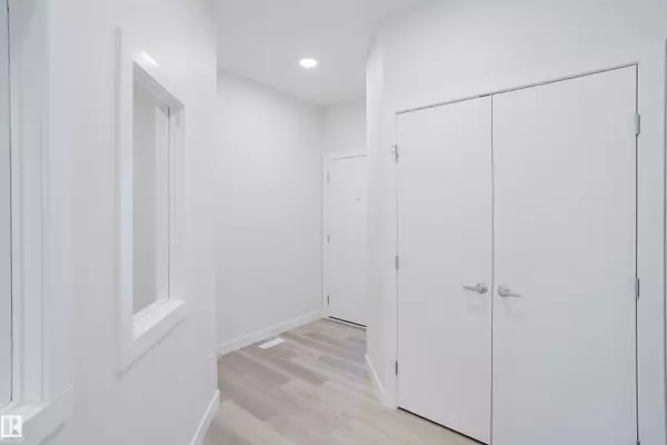 Beaumont, AB T4X 0W8,4215 66 ST