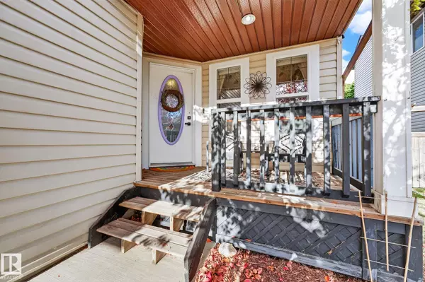 Sherwood Park, AB T8H 2V9,38 SUMMERCOURT RD