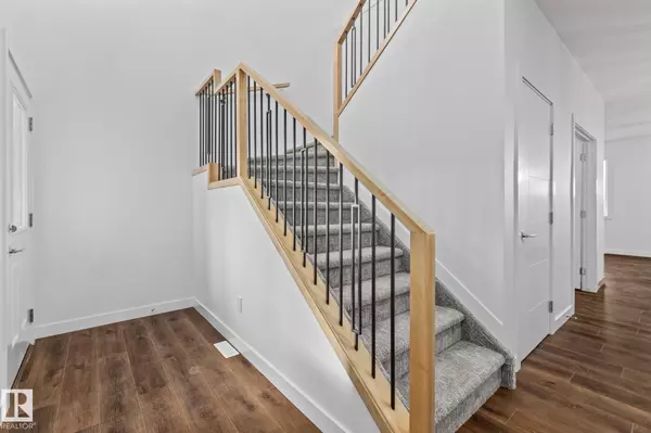 Fort Saskatchewan, AB T8L 0Z8,66 WAVERLY WY