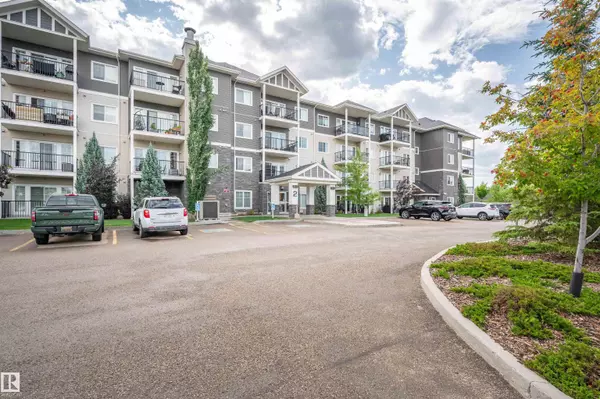 Sherwood Park, AB T8H 0X8,#1404 2 AUGUSTINE CR