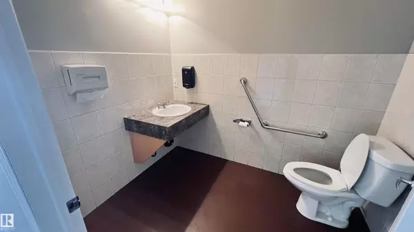 Onoway, AB T0E 1V0,#101 5020 Lac Ste Anne TR S