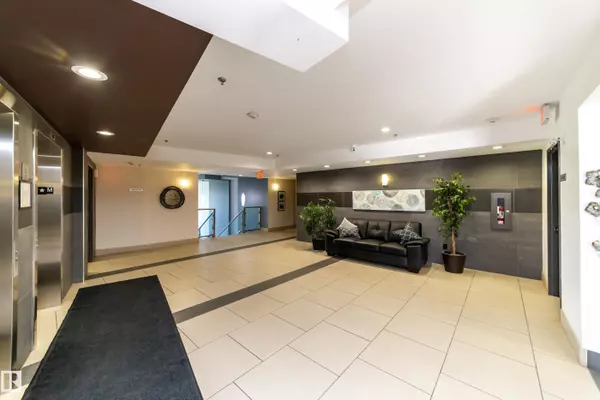 St. Albert, AB T8N 0E8,#220 35 STURGEON RD