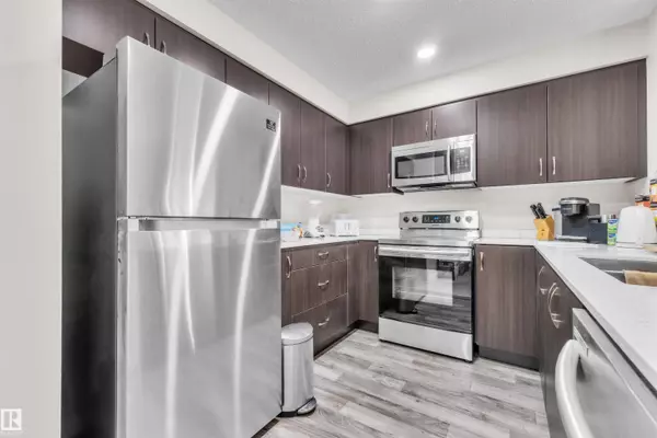 Edmonton, AB T6J 7J8,#306 11511 27 AV NW