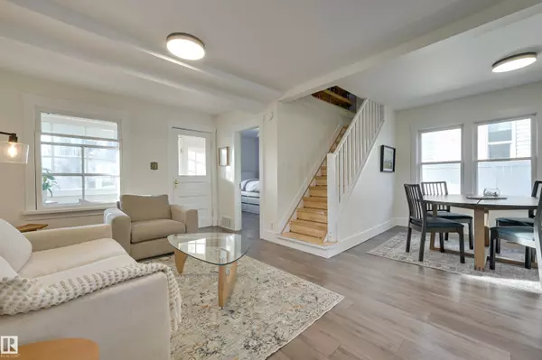 11227 69 ST NW, Edmonton, AB T5B 1R6