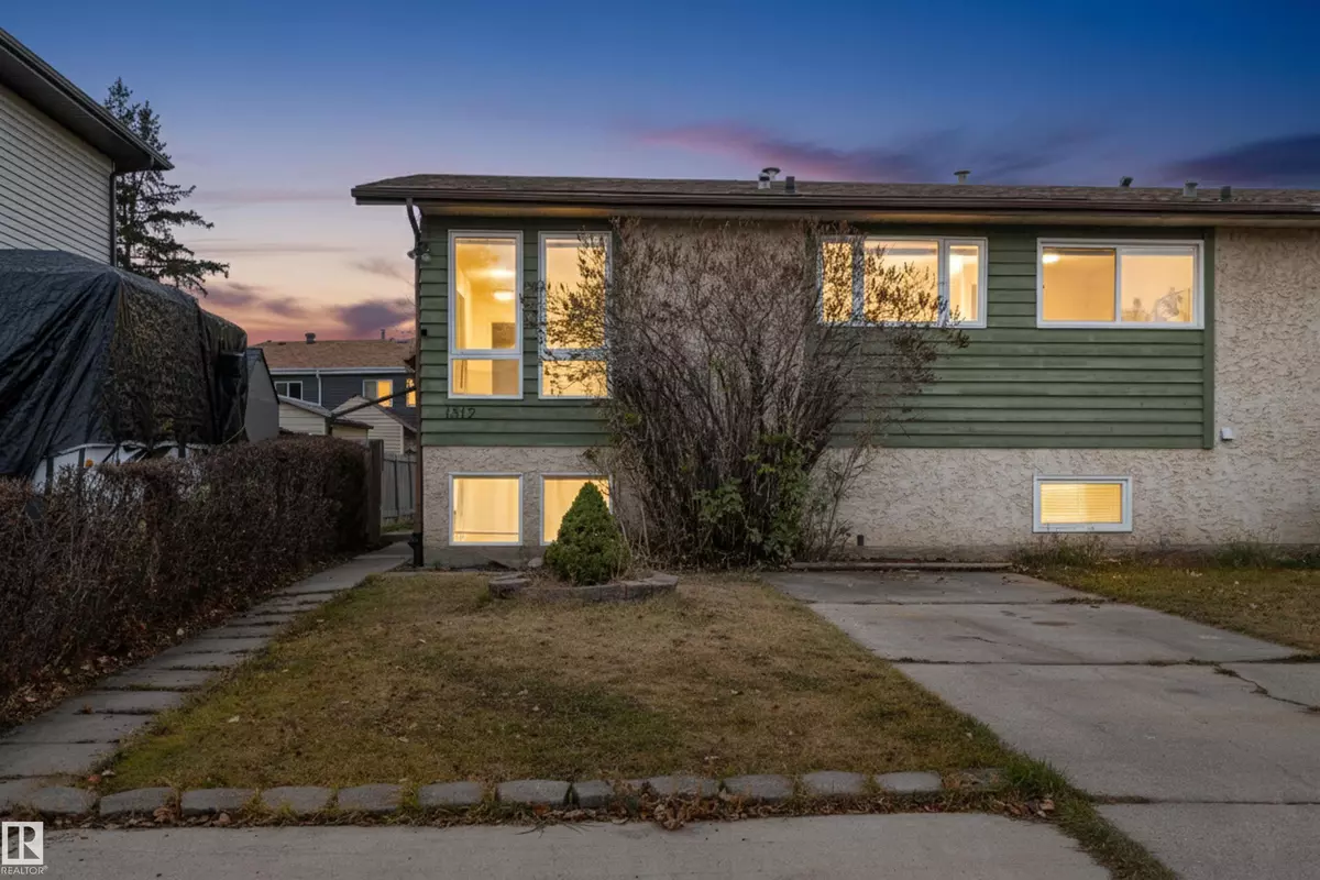 Edmonton, AB T6L 2M7,1312 39 ST NW