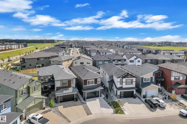 Edmonton, AB T6T 2M9,1809 18A AV NW