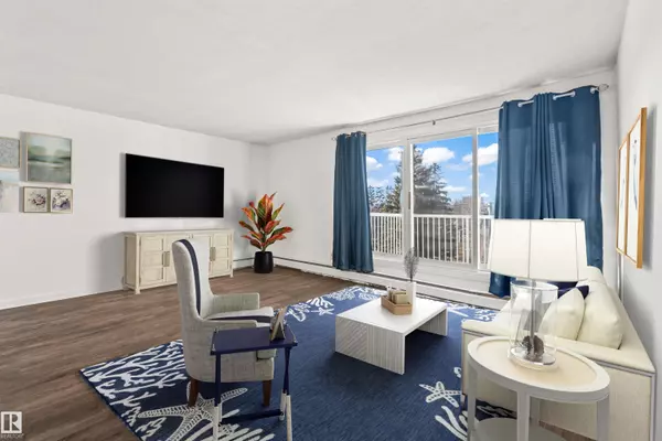 #425 8604 GATEWAY BV NW, Edmonton, AB T6E 4B6