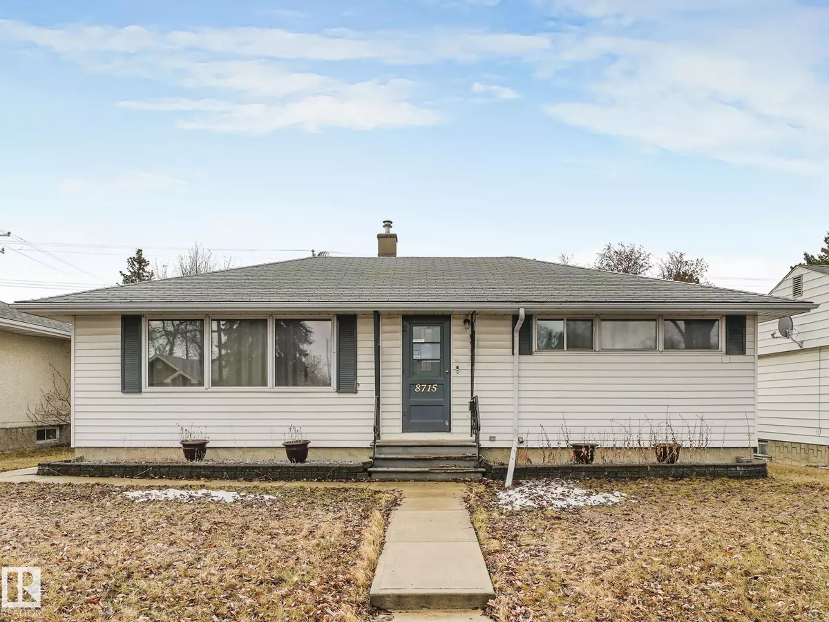 Edmonton, AB T6E 0H4,8715 64 AV NW