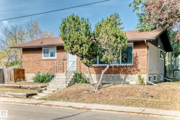 Edmonton, AB T5C 1W1,7104 129 AV NW