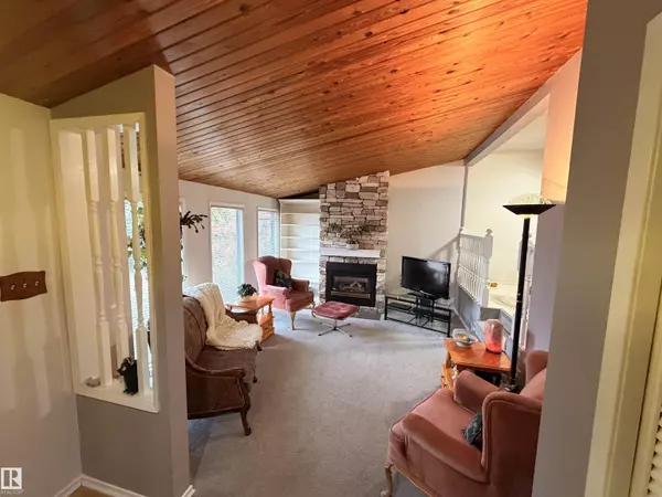 Edmonton, AB T5P 1V3,10538 151 ST NW