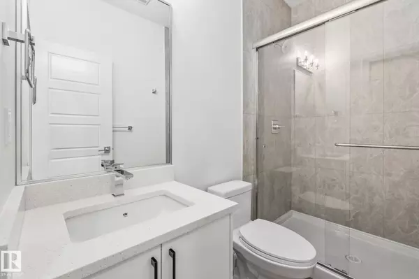 Sherwood Park, AB T8H 3A8,235 SAVOY CR