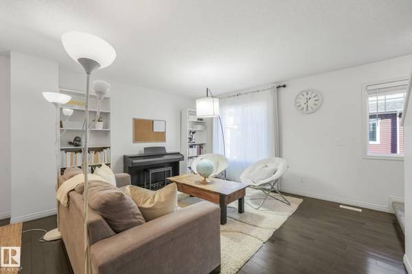 #50 460 HEMINGWAY RD NW, Edmonton, AB T6M 0M5