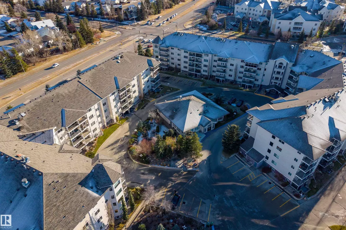 Edmonton, AB T6L 7G2,#112 237 YOUVILLE DR E NW