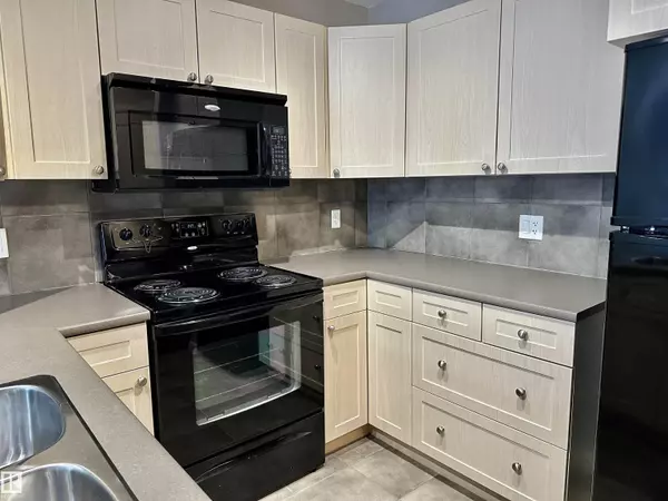 Sherwood Park, AB T8H 2T9,#336 400 PALISADES WY